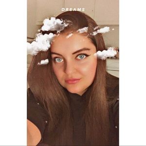 Meet your Posher, Agathe